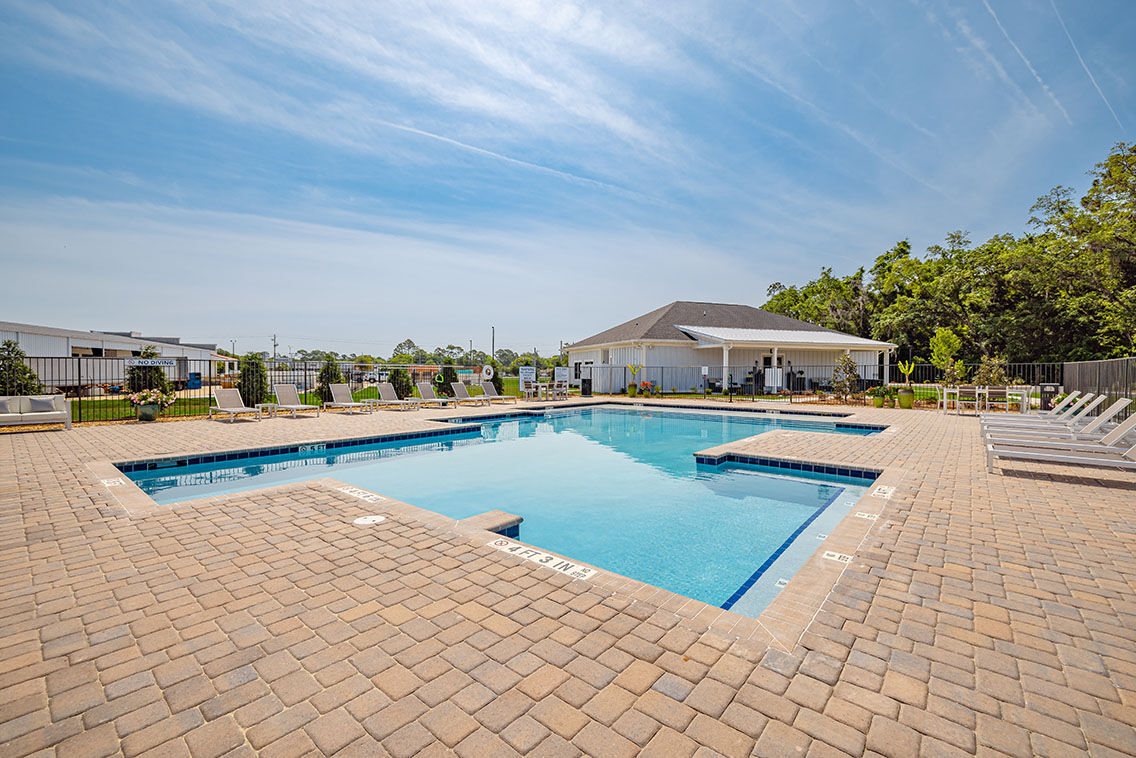 Beverly Villas Image 31