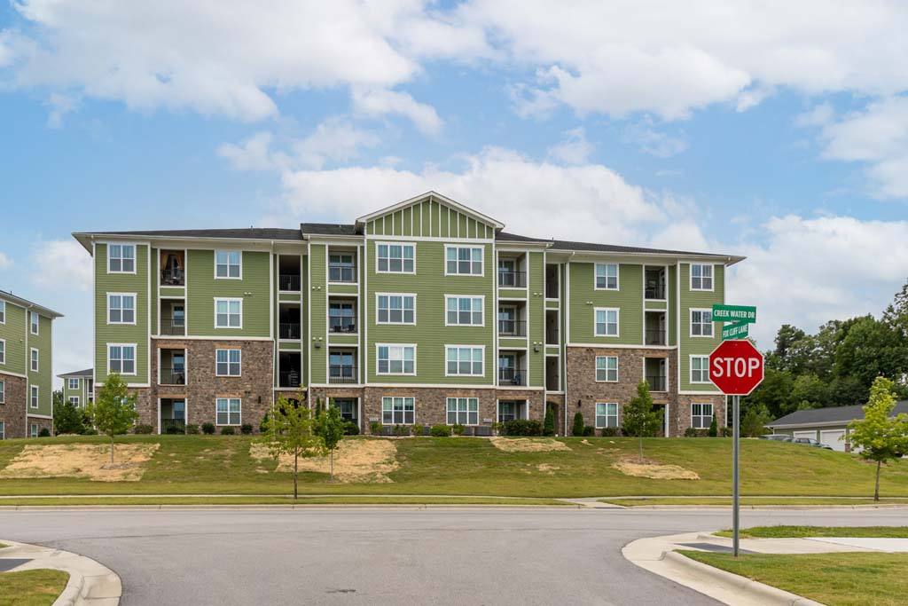 Affordable Housing - Luxury Apartments at Foxwood Image 178