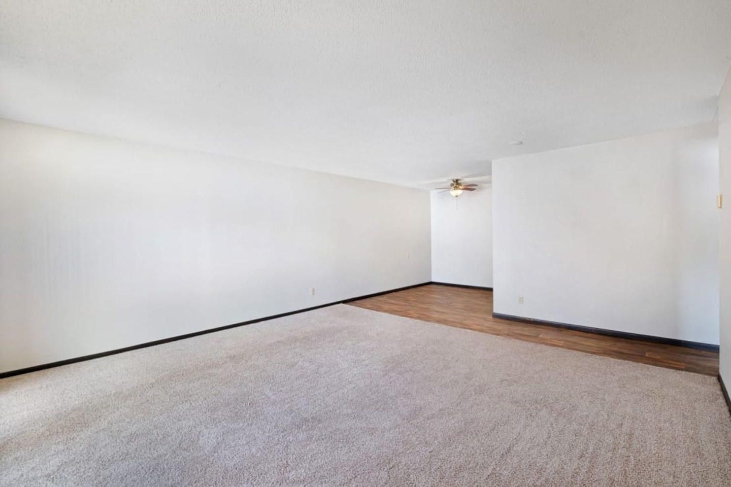 Valley Place Apartments Image 12