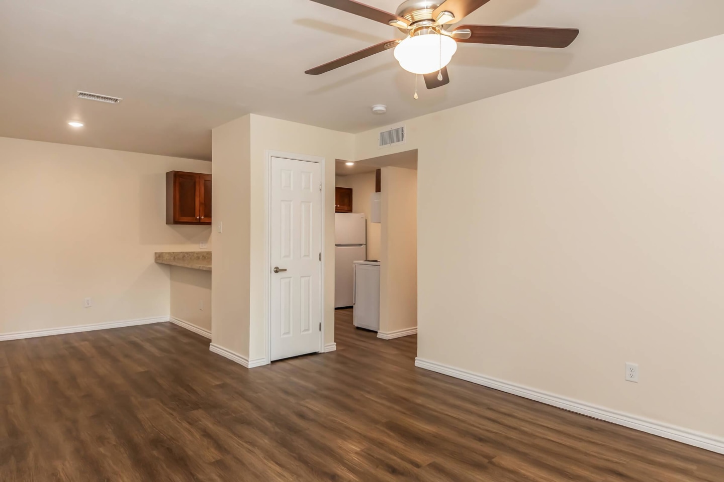 Parkside Apartments Image 18
