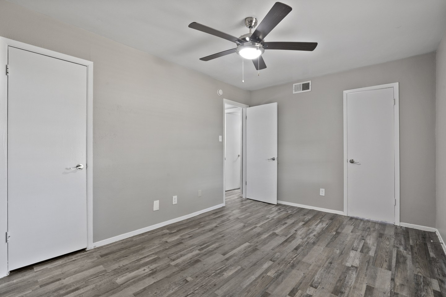 Kingswood Image 13