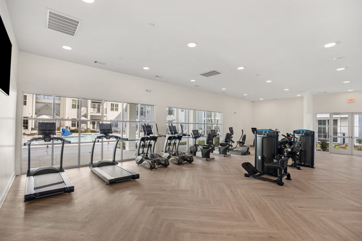 Oak Grove at Blake Farm - Active Adult Apartment Homes Image 16
