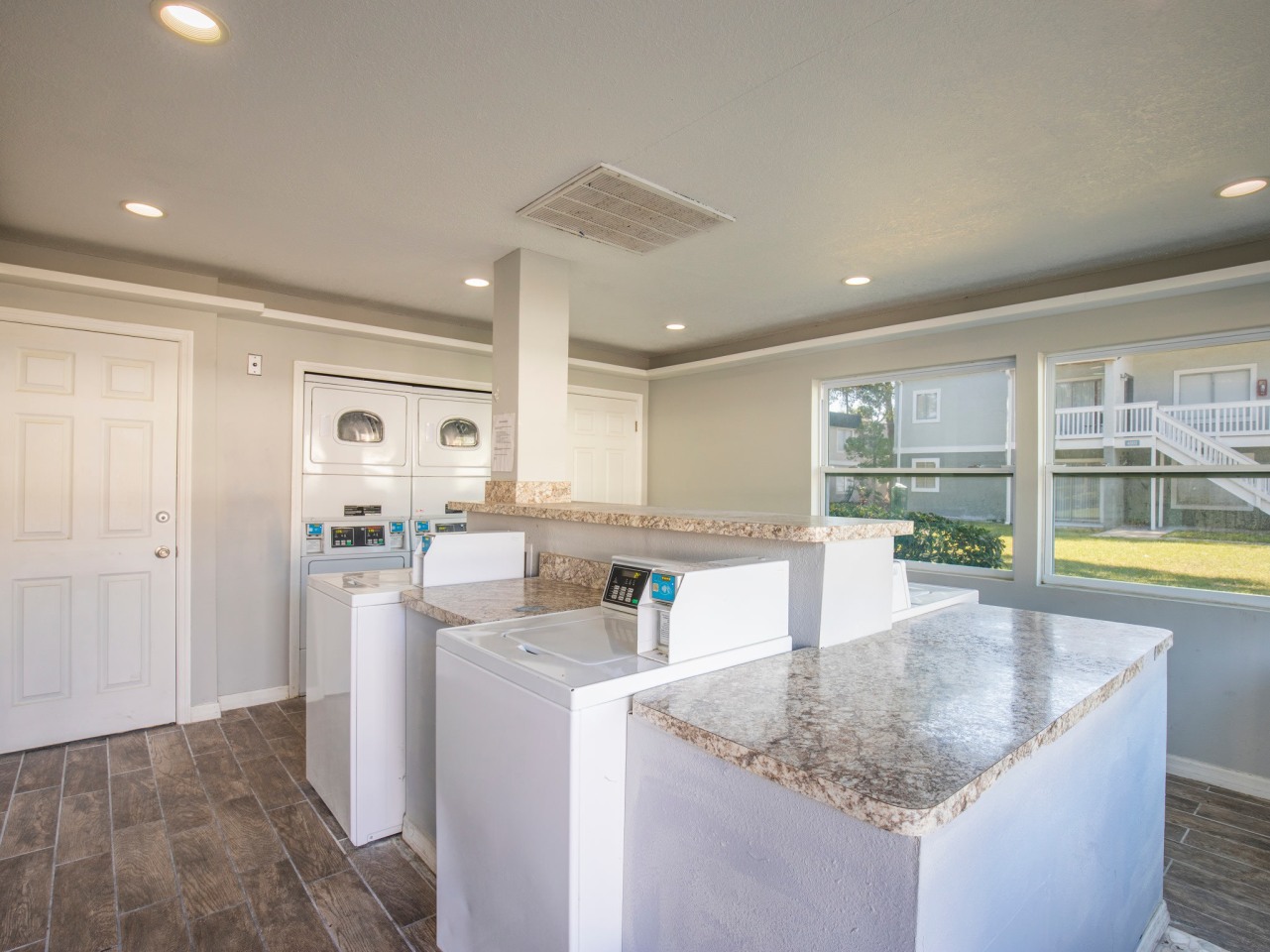 The River Pointe Image 62