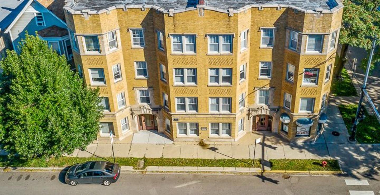 2200 W Foster Ave Image 3