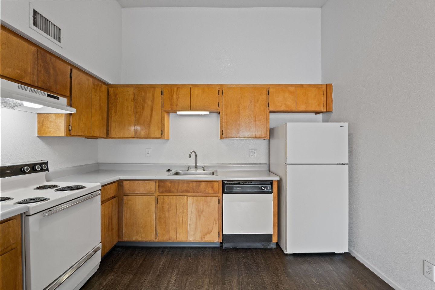 Regency Square Apartments Image 4