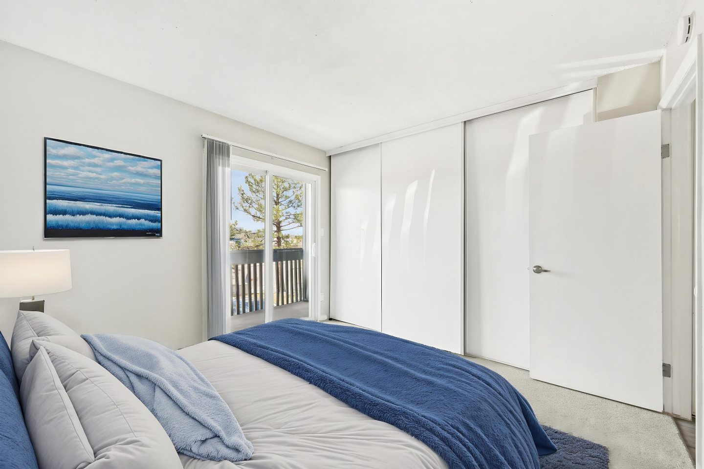 3300 Tamarac Image 9