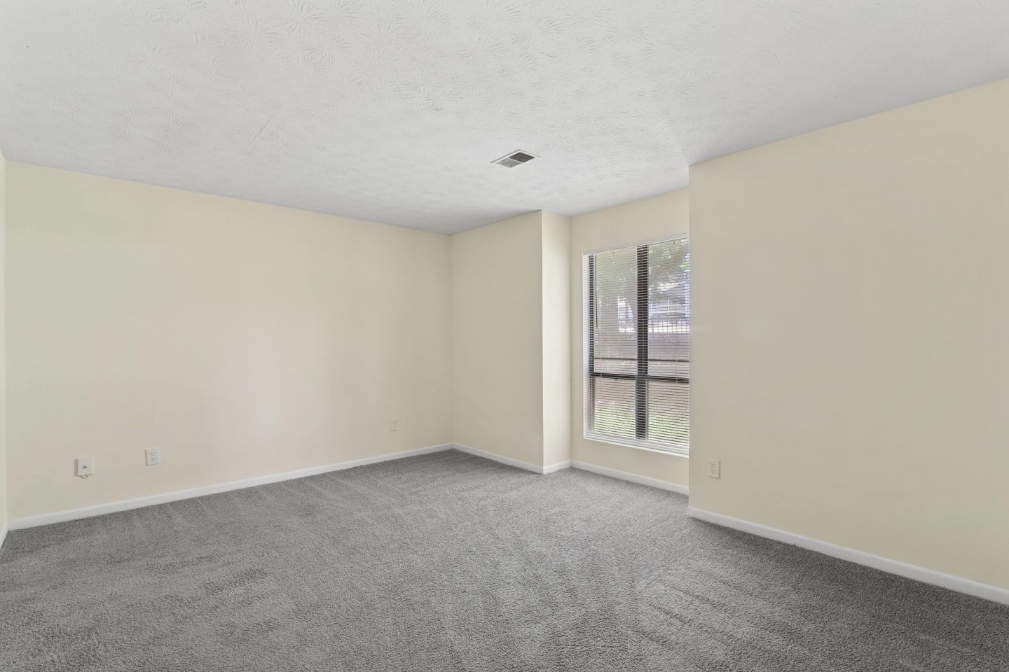 Midwood Gardens Apartments Image 27