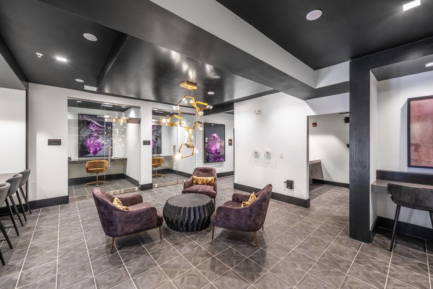 Capital Collective Luxury Apartments Image 18