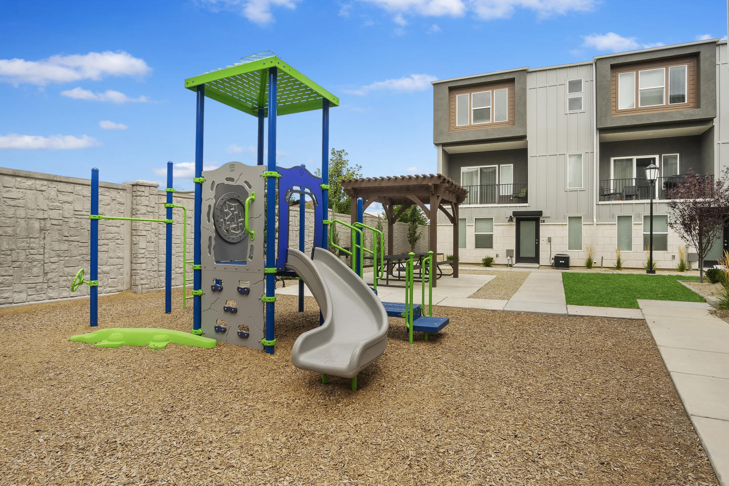 Lofts at Fort Union Image 21