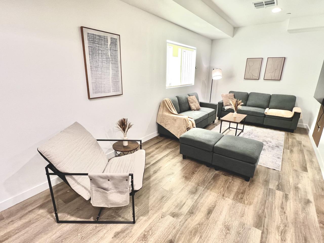 1587 W 35th Street - Co-Living Image 19