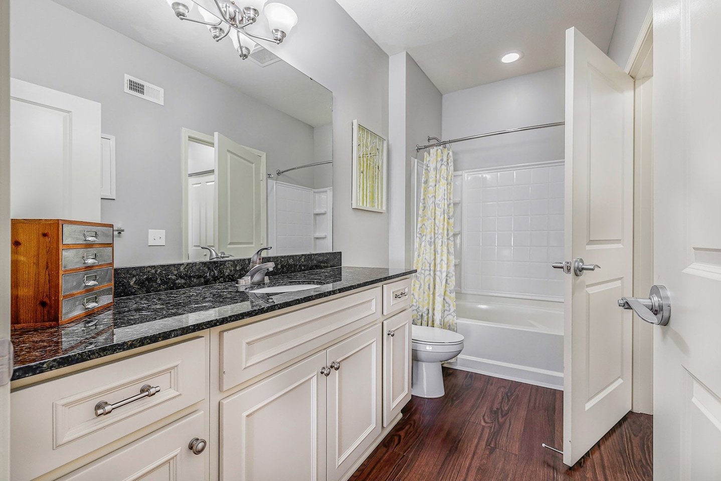 Village West Apartments Image 13