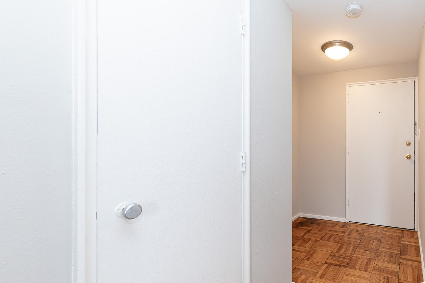 Washington Place Apartments Image 12