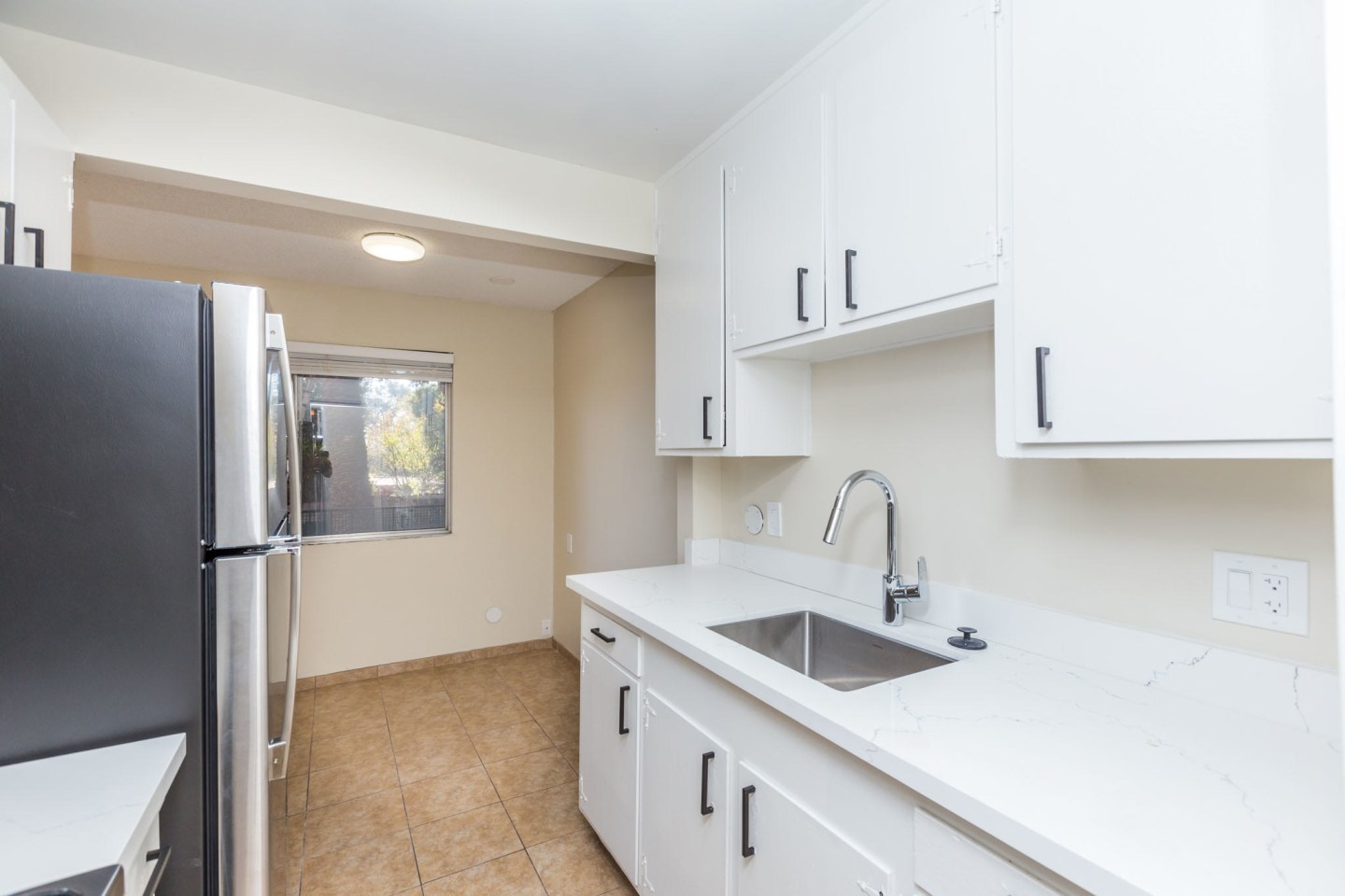 345 MacArthur Apartments Image 30