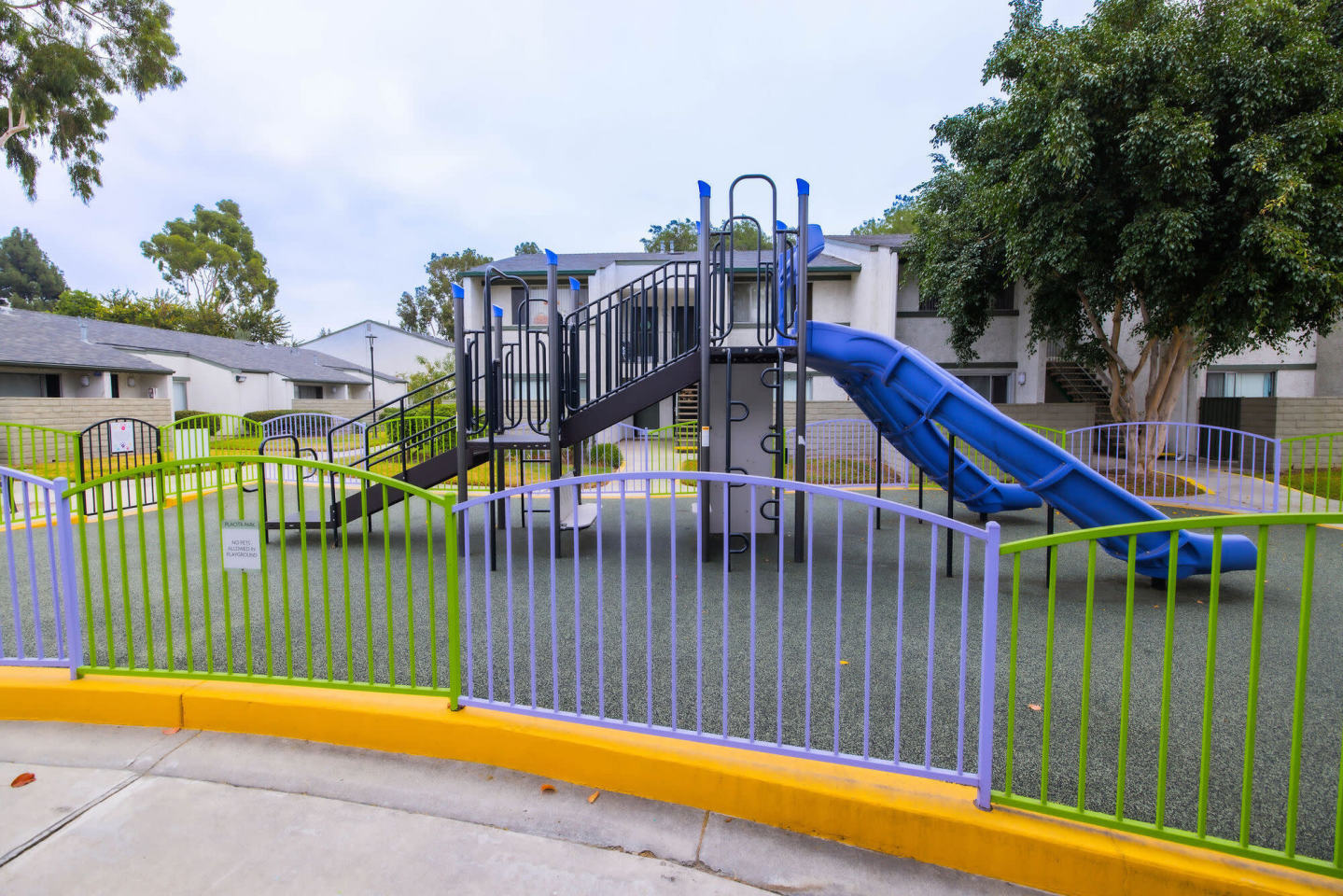 Placita Park Apartments Image 16