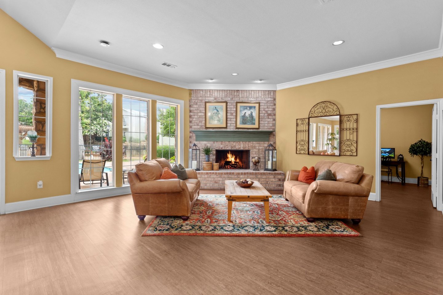 Southgate Glen Image 26