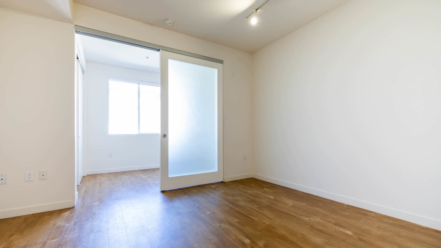 Eleve Lofts and Skydeck Image 9