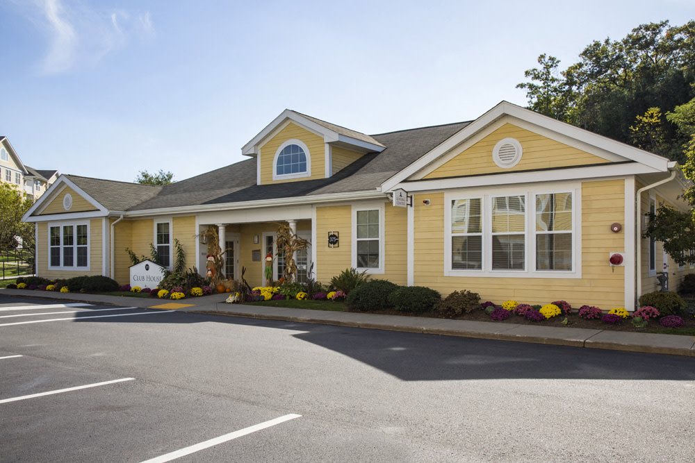 Lynnfield Commons Image 2