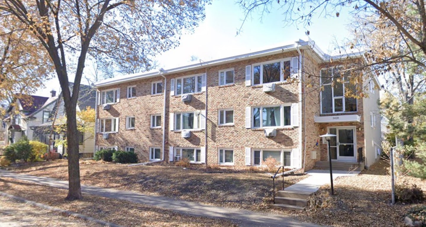 3428 Harriet Apartments Image 10