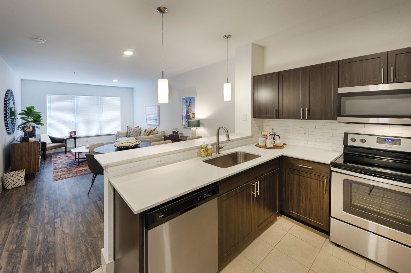 Midtown Houston Living Image 1