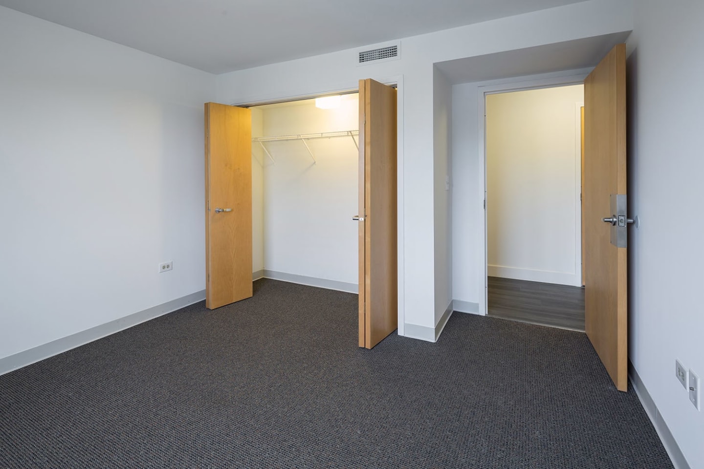 1400 E. 57th Street Image 18