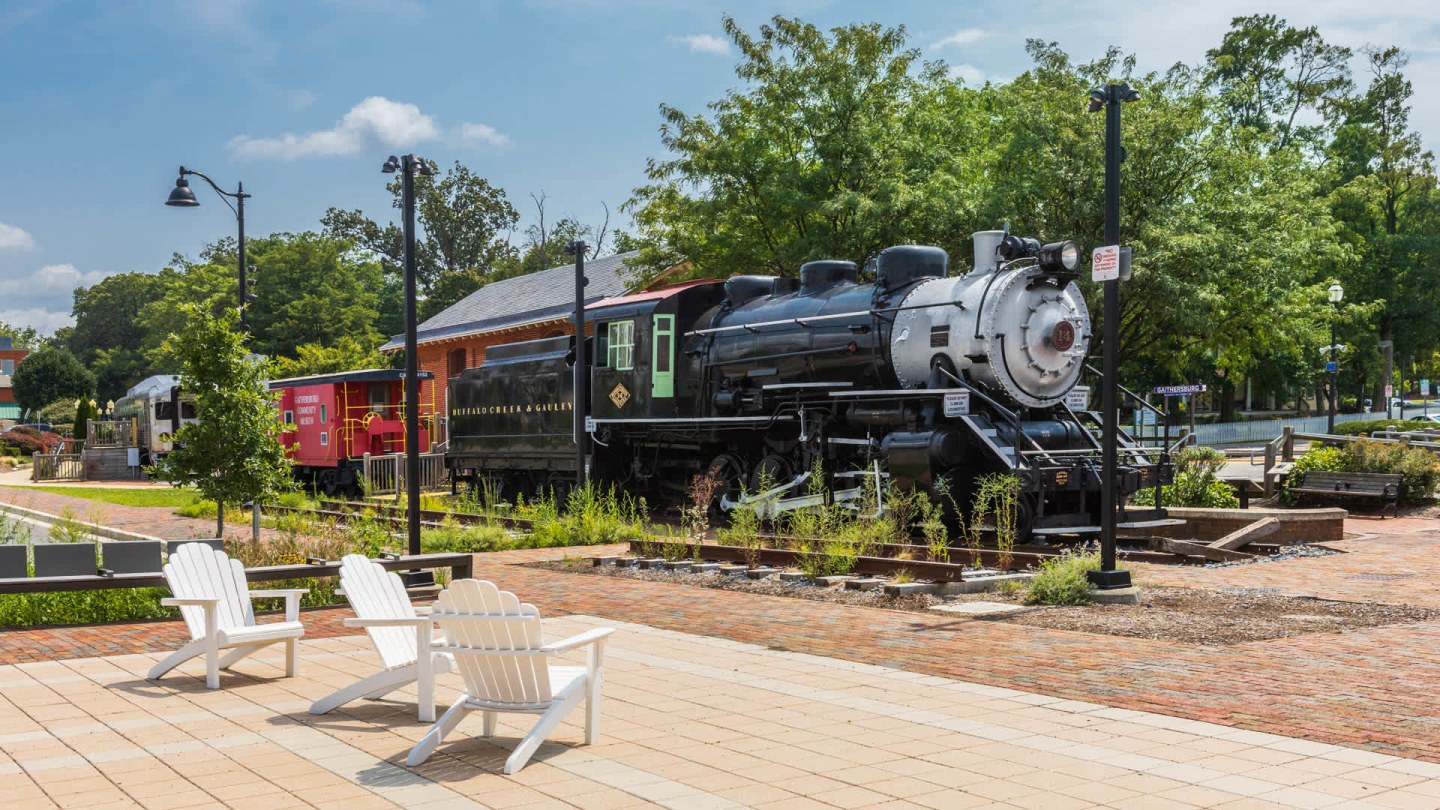 Gaithersburg Station Image 28