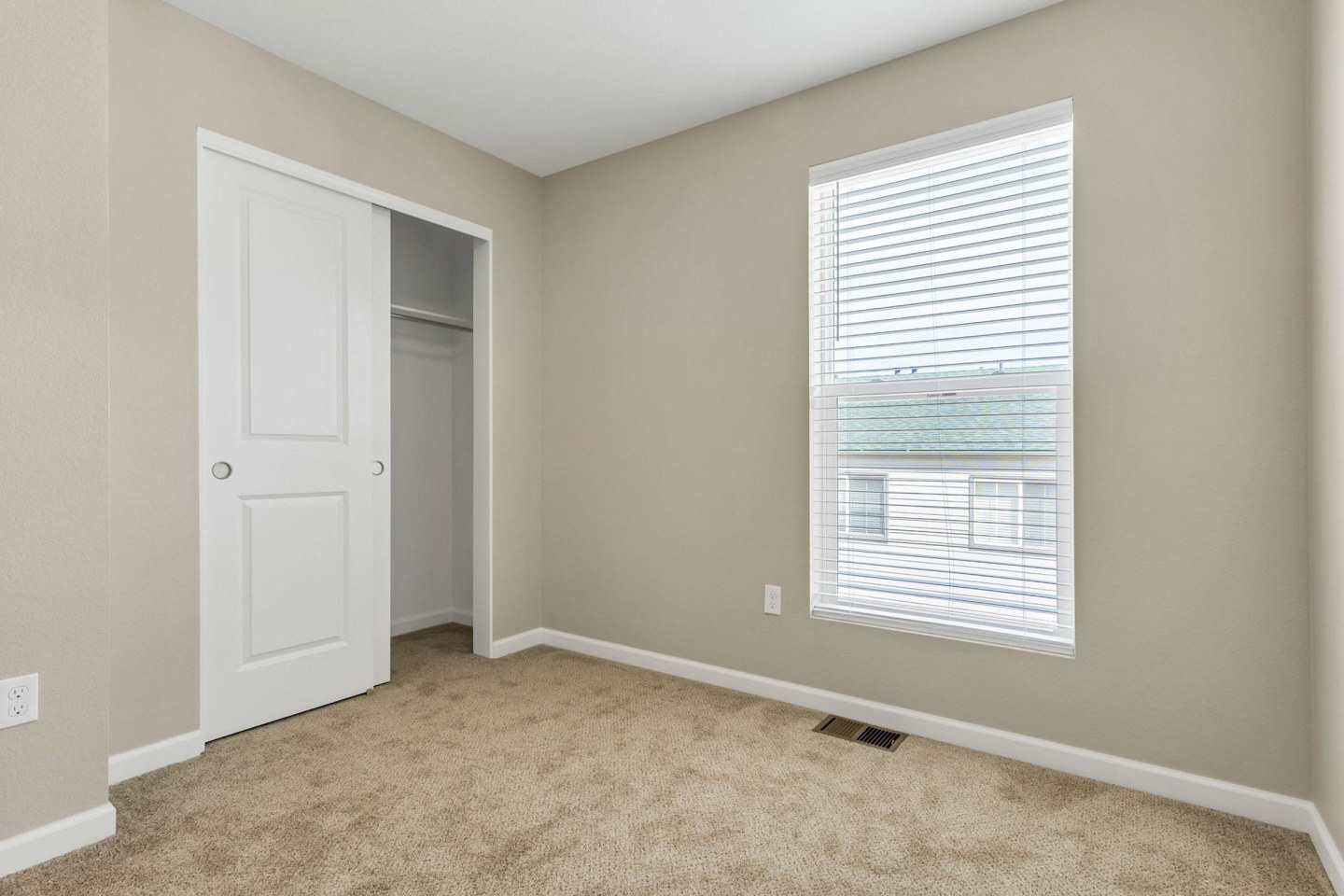 Briar Grove Townhomes Image 231