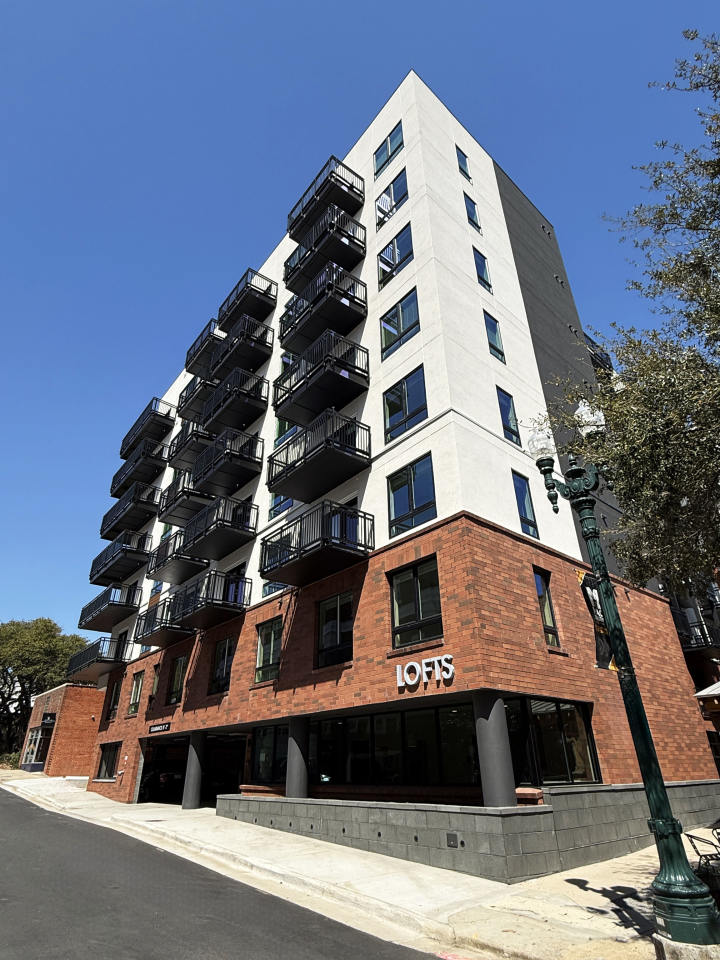 Novi Flats Image 88