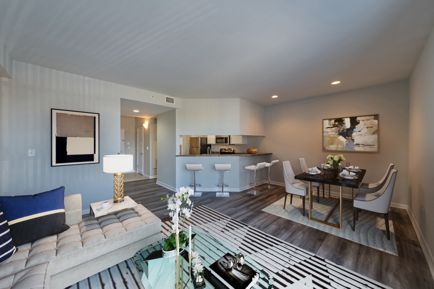Residences at DeSales Plaza Image 5