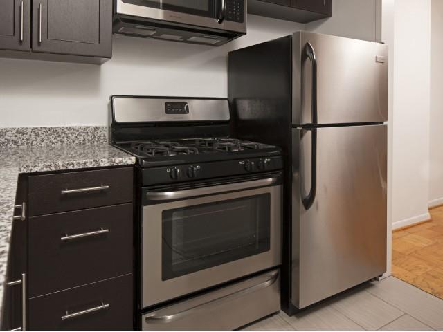 Newport West Apartments Image 13