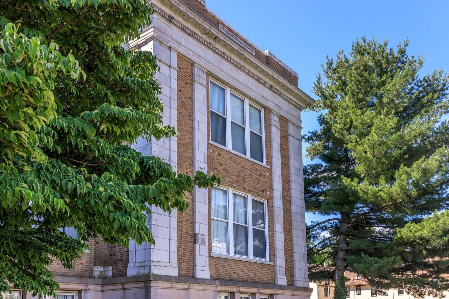 278 Main Street Image 8