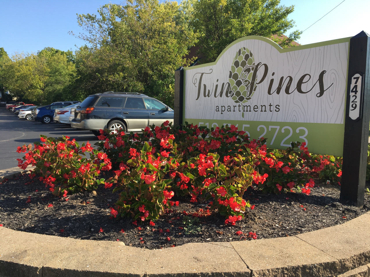 Twin Pines Image 15
