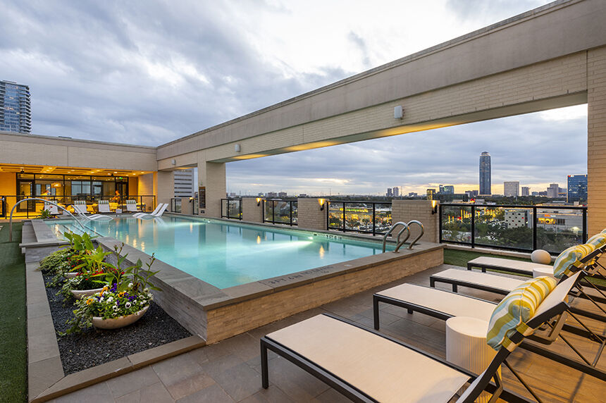 NOVEL River Oaks by Crescent Communities Image 38