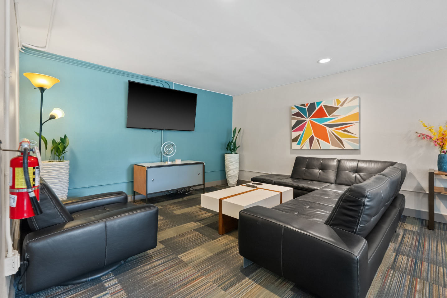 Cadence Apartments Image 13