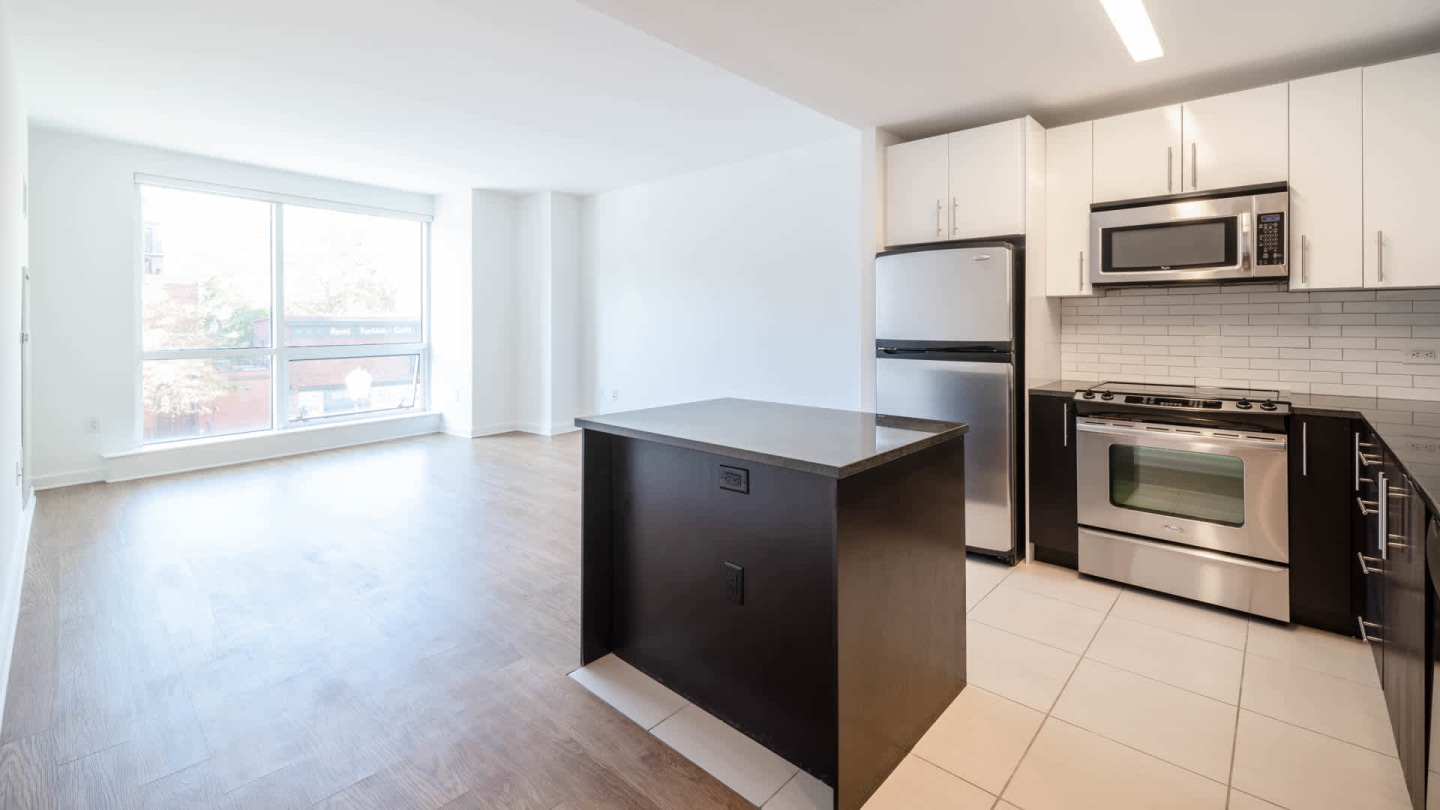 70 Greene Image 16