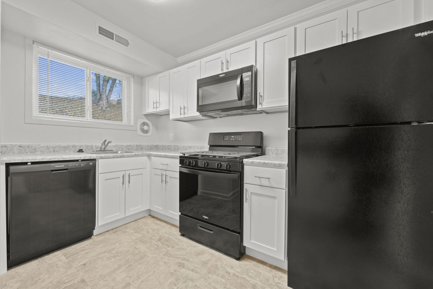 Tysons View Image 17