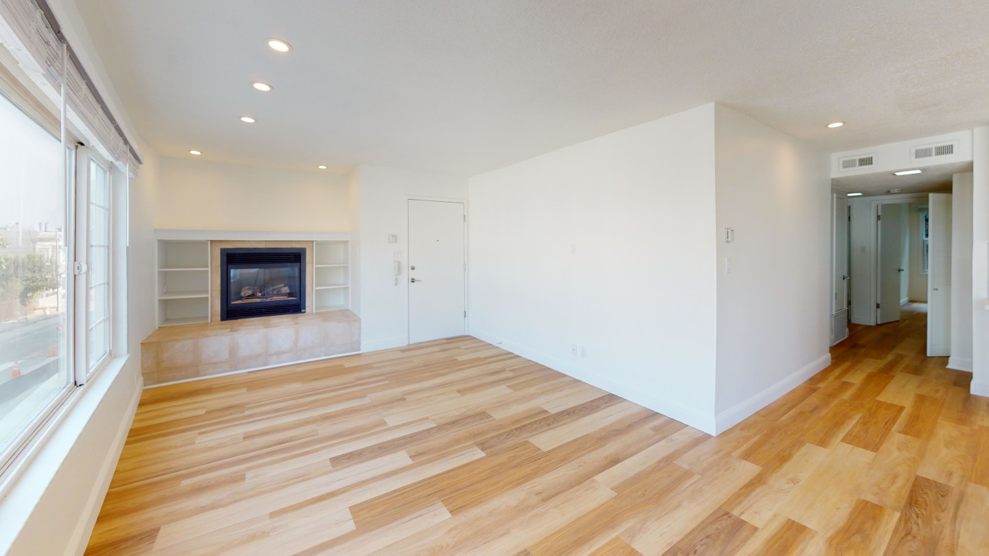 1040 Ashbury Street Image 5
