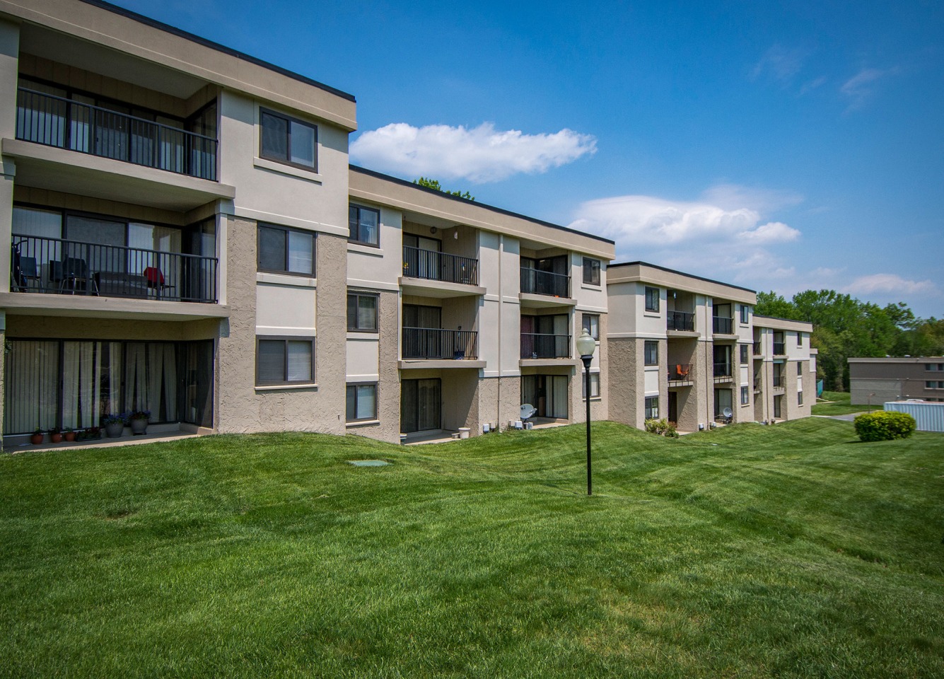 Ashley Apartments Image 11