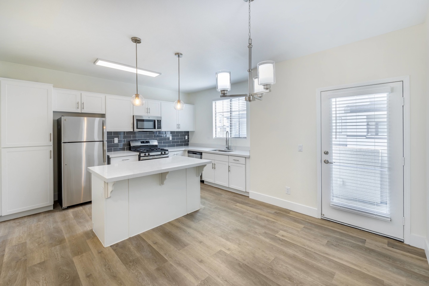 The Michael B Townhomes and Flats Image 36