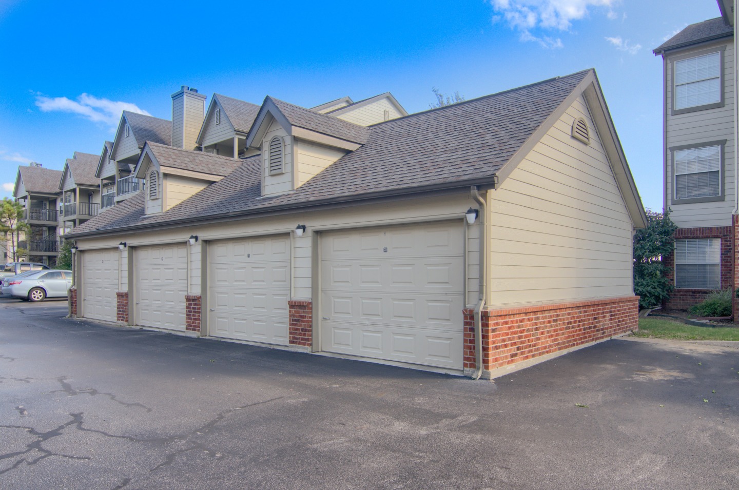 Villas at Preston Lakes  Image 16