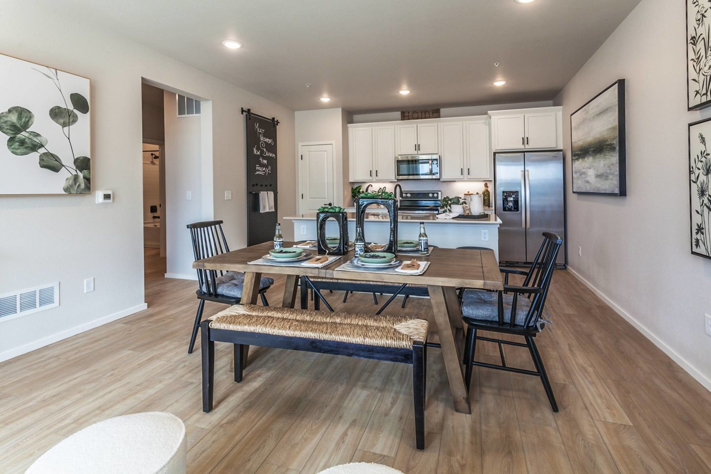 Bloom Rental Living Image 34