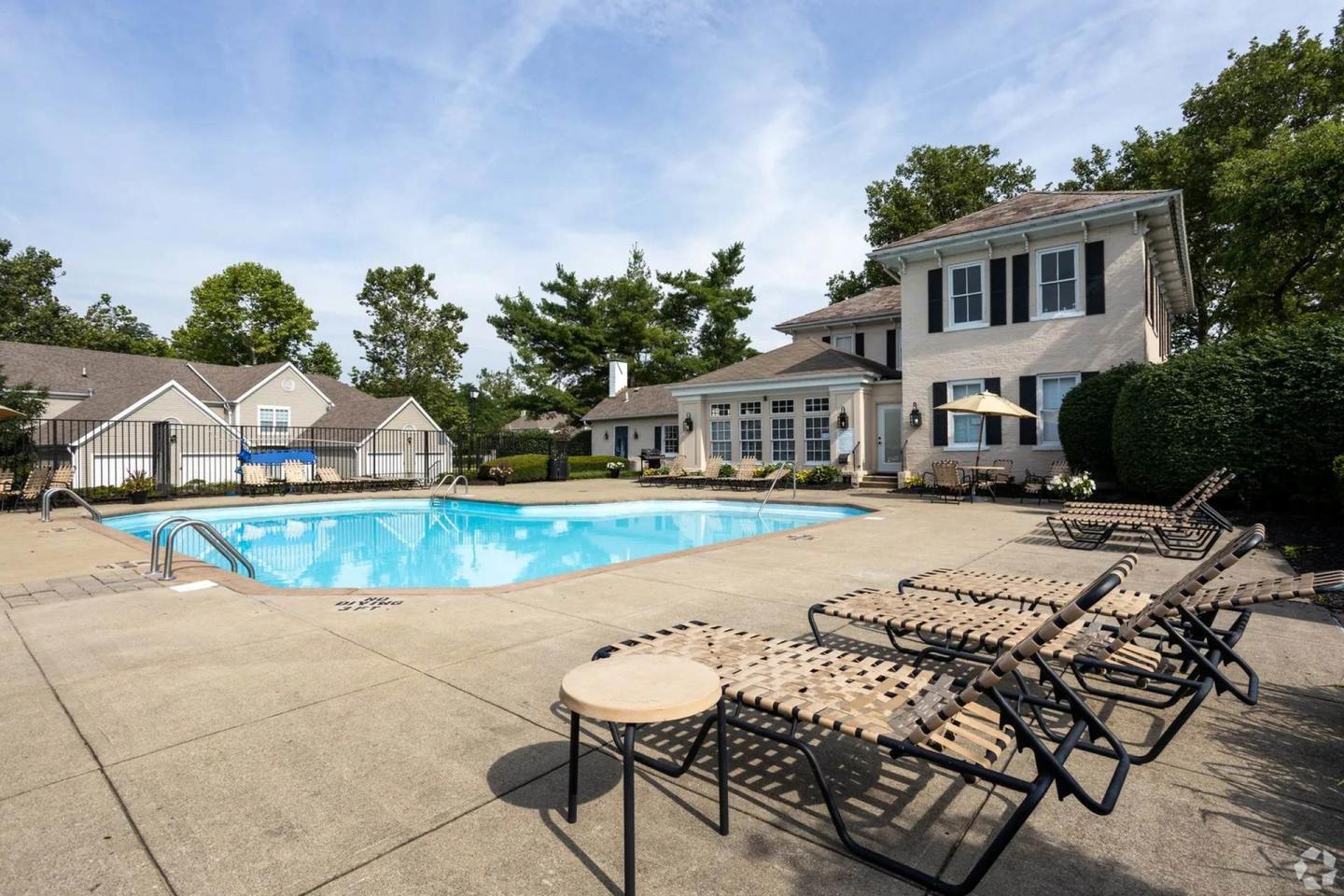 The Residence at Turnberry Apartment Homes Image 9