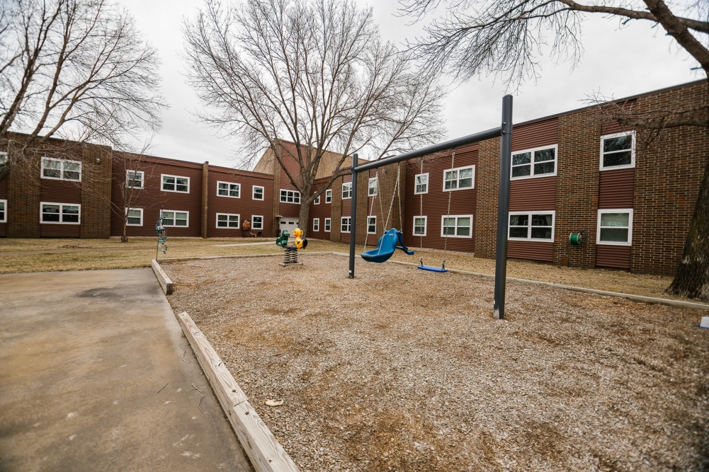 Meadowlawn Plaza Apartments Image 24
