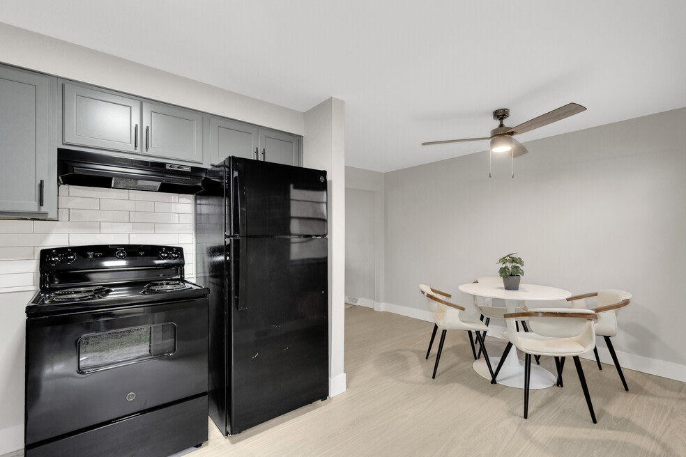 Napa Townhomes Image 3