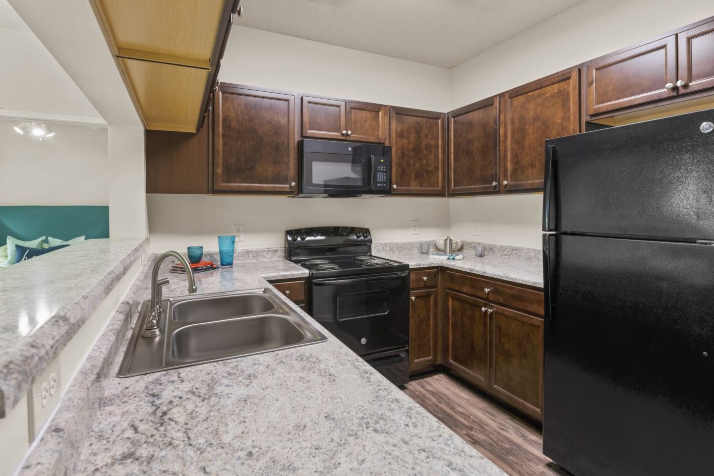 Cambridge Park Apartments Image 4