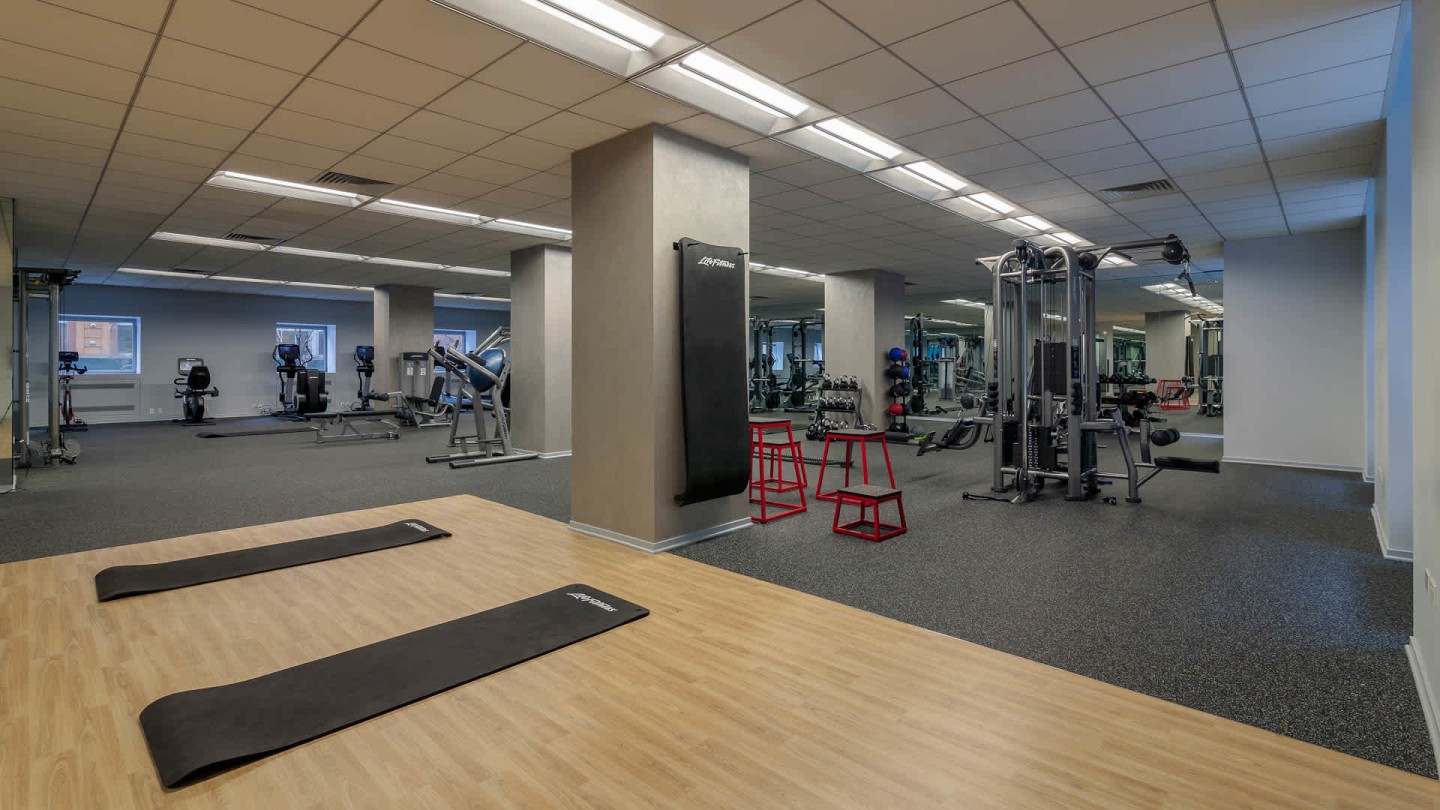 777 6th Avenue Image 15