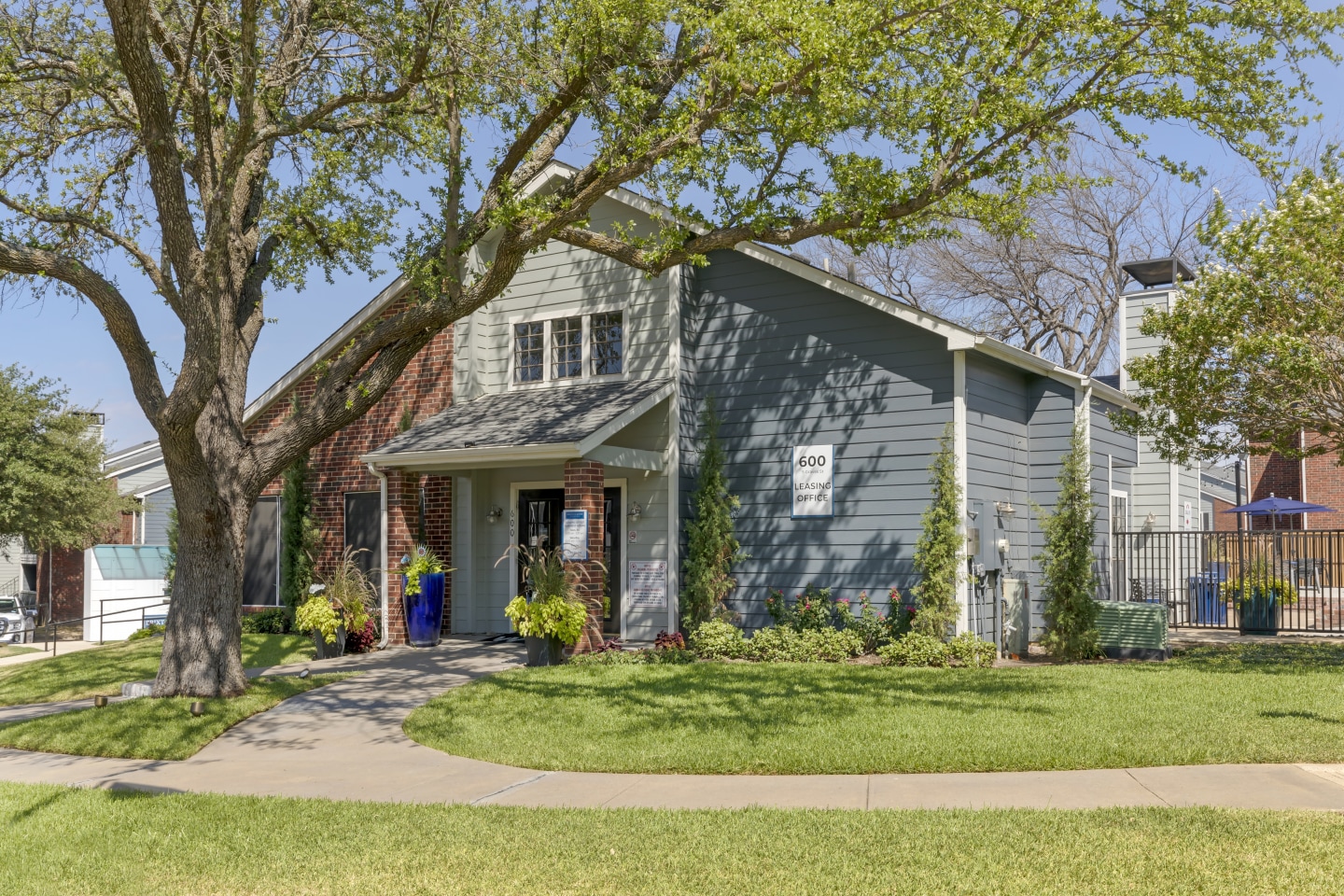 Brixton McKinney Image 8