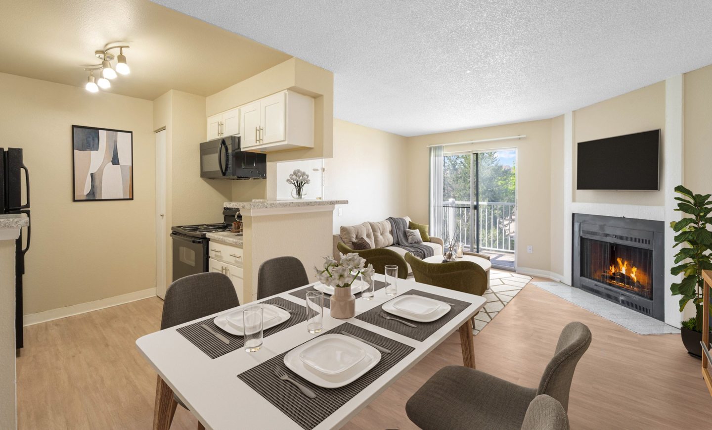 Bella Terra at City Center Apartments Image 3