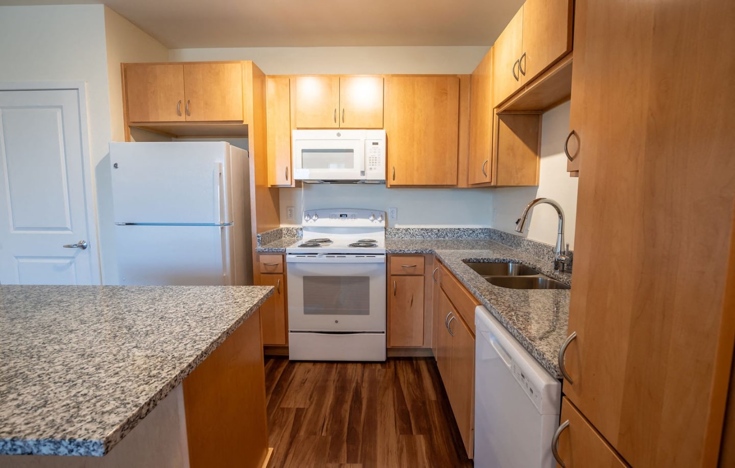 Vista Ridge Apartments-Affordable Housing Image 26
