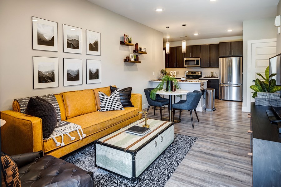 Icon Apartment Homes at Ferguson Farm Image 18