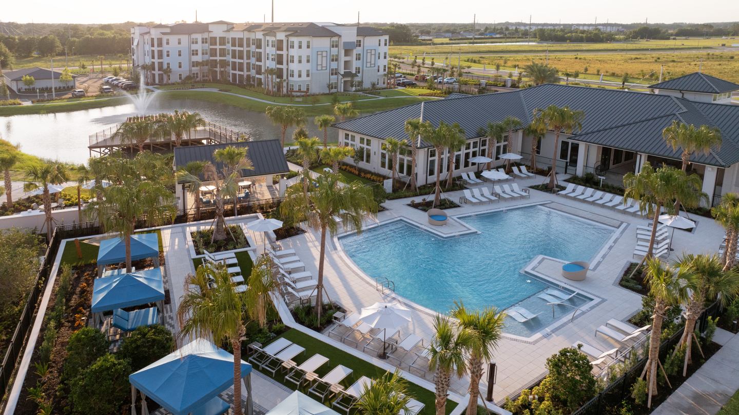 Aventon Meadows Image 22